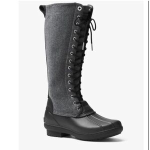 Women’s size 8 Michael Kors rain/snow boots